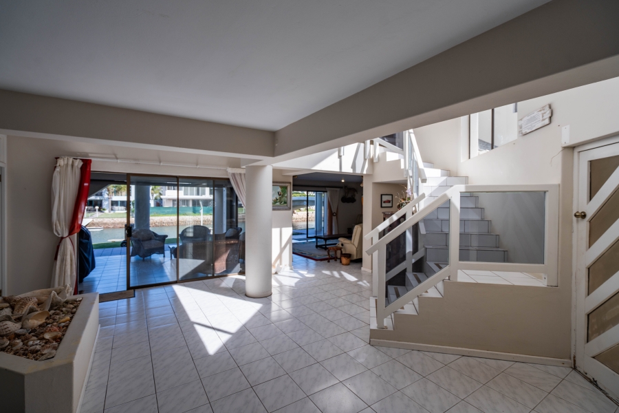 7 Bedroom Property for Sale in Royal Alfred Marina Eastern Cape